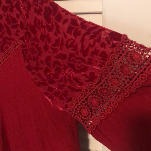 Sundance Red Velvet and Crochet Top, L - Picture 8 of 8